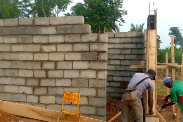 Agrandir l'image - Suivis des travaux au sein des chefferies traditionnelles Suivis des travaux au sein des chefferies traditionnelles