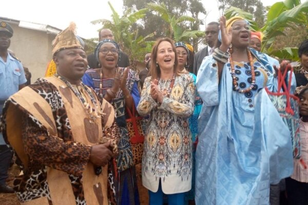 Agrandir l'image - Visites des chantiers maternités et chefferies solaires Visites des chantiers maternités et chefferies solaires